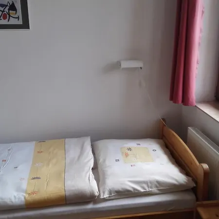 Cerny Petr Konukevi 3*